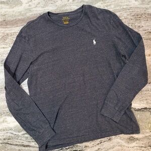 Polo by Ralph Lauren Men's Dark Gray Long Sleeve Tee
100% Cotton
Size Medium